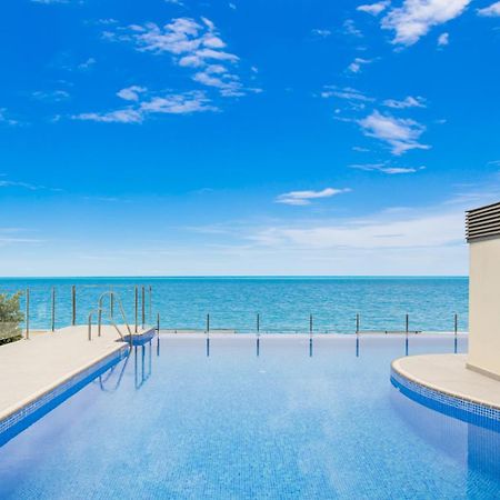 Splendid View Cosmo Beach Between Cancelada And เอสเตโปนา ภายนอก รูปภาพ